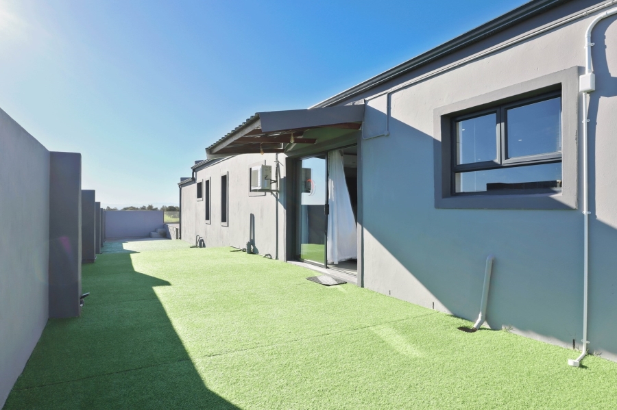 4 Bedroom Property for Sale in Darling Western Cape